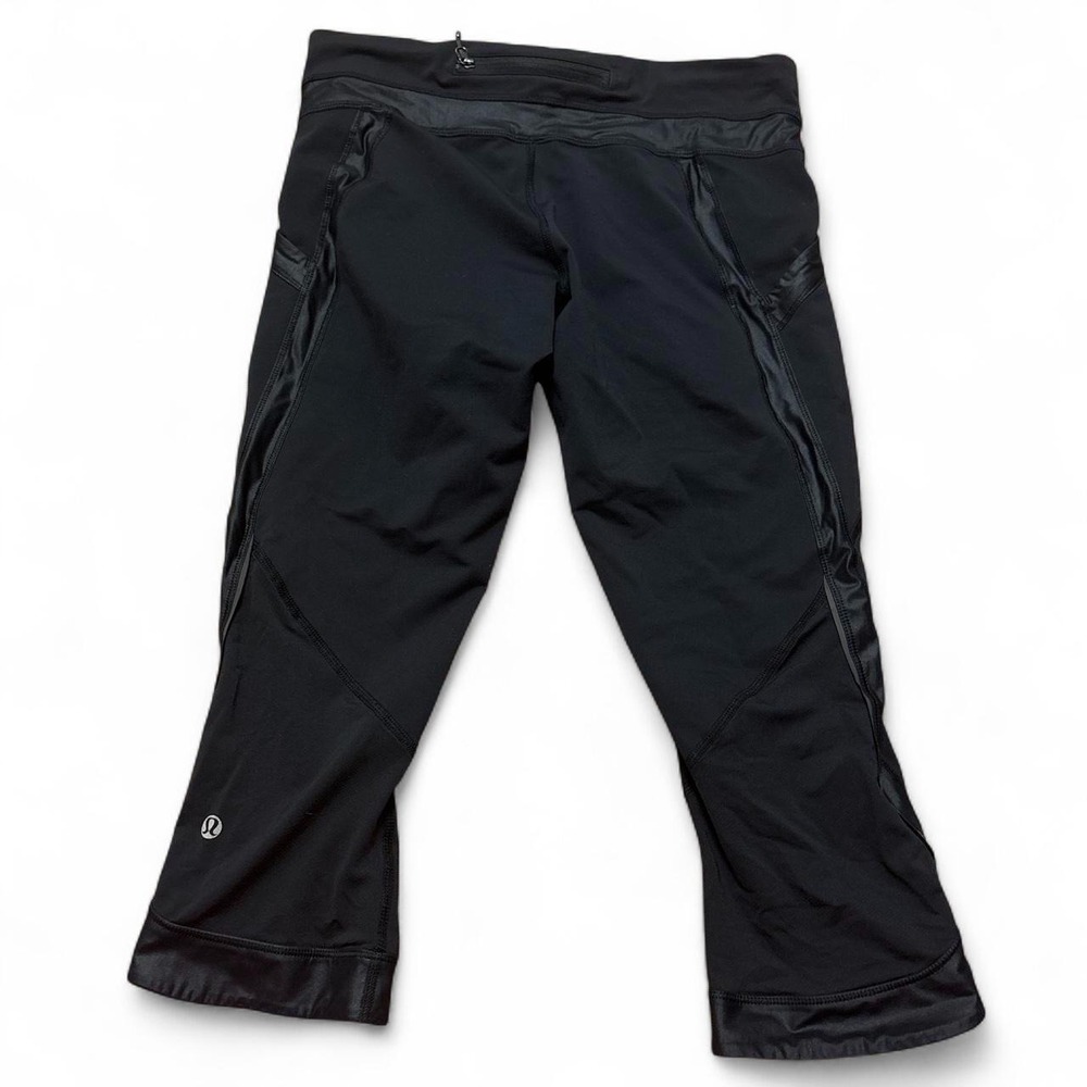 Lululemon Chase Me Crop II Black Size 8
